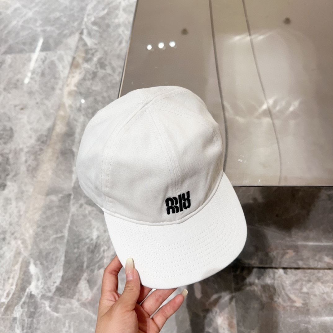 Miu Miu Caps